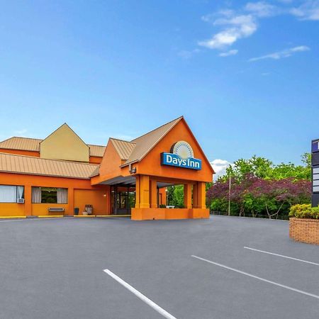 Days Inn By Wyndham Knoxville East Eksteriør billede