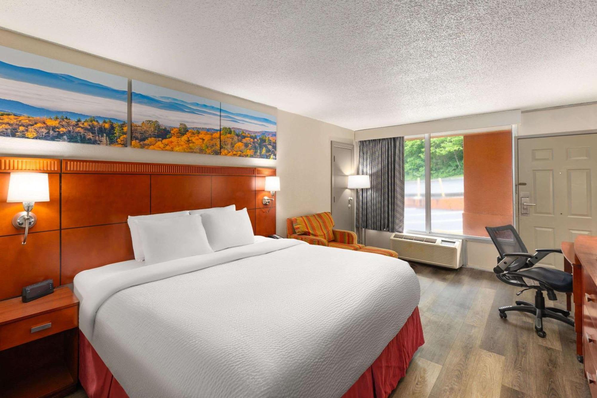 Days Inn By Wyndham Knoxville East Eksteriør billede
